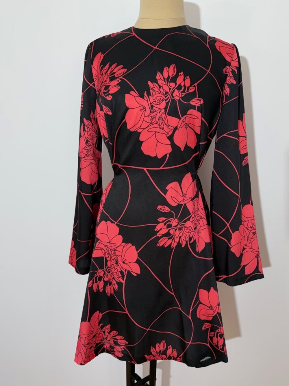 Judith & Charles Floral Print Crew Neck Shift Dress